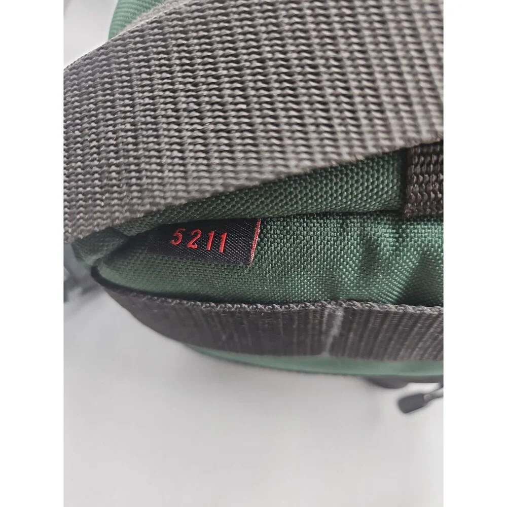 Tamrac Camera Bag 5211 Multiple Pockets 9 X 4 BR Green Case